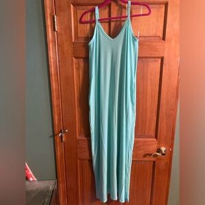 Zenana maxi dress size small, blue/green color